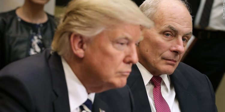 Casa Blanca: John Kelly estaba “completamente incapacitado para manejar el genio de nuestro gran presidente”