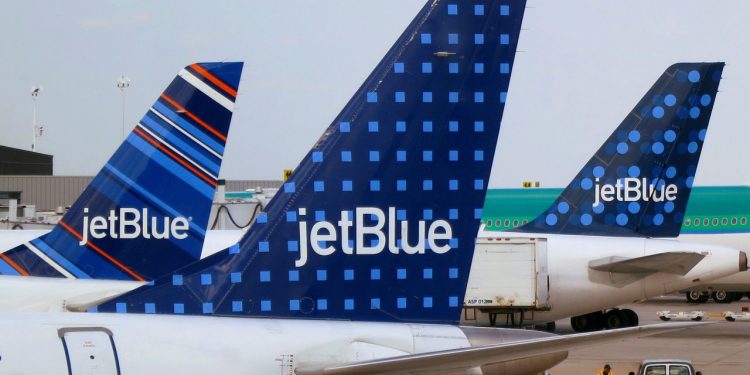 JetBlue to Take Customer-Service Tech to the Skies