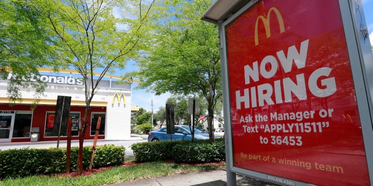Newsletter Jobs Day Report: Not Too Hot, Not