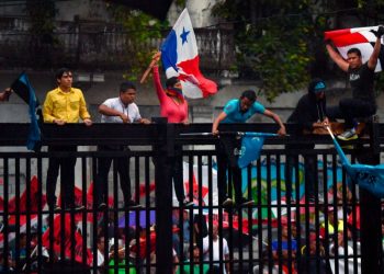 Activistas en Panamá rechazan declaraciones de diputado que dijo que “los gays no pueden entrar” a la Asamblea Nacional