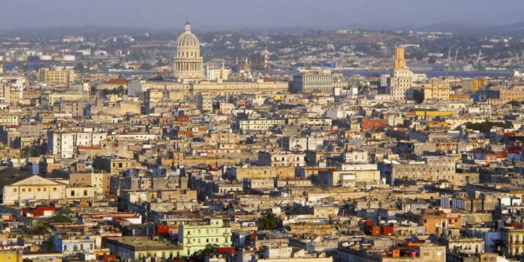 ¿Planeas visitar La Habana? Algunos locales comparten sus consejos