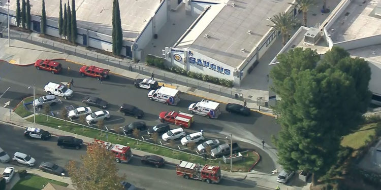 Tiroteo en escuela de California; hay al menos tres víctimas