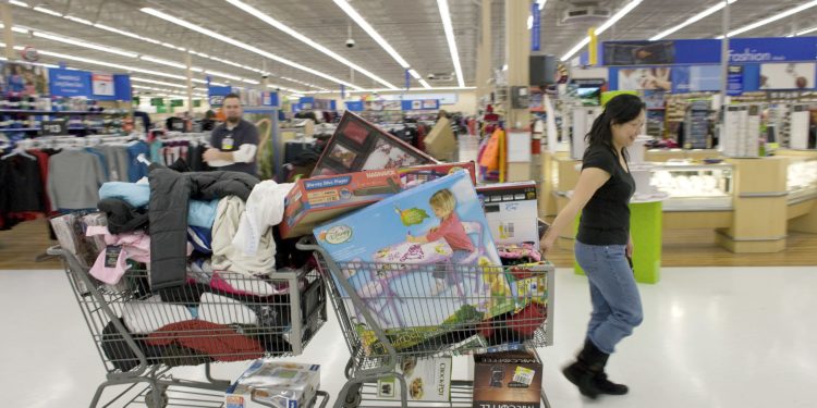 Estaods Unidos: US shoppers stay away from stores, spend online as Black Friday begins