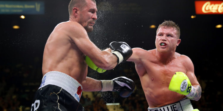 Canelo Álvarez noquea a Sergey Kovalev y ahora es campeón de peso semipesado