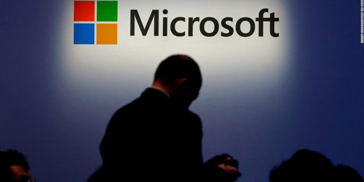 Microsoft probó una semana laboral de 4 días en Japón. La productividad aumentó 40%