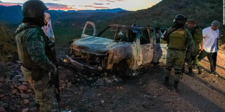 Después de una “lluvia de balas”, niños sobrevivientes de la emboscada a los LeBarón trataron de salvarse