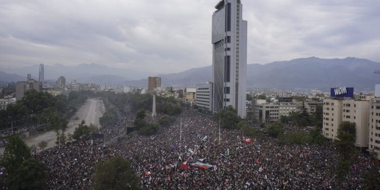 La primavera llega a América Latina: Una mirada a Bolivia, Chile, Ecuador, Perú y Haití