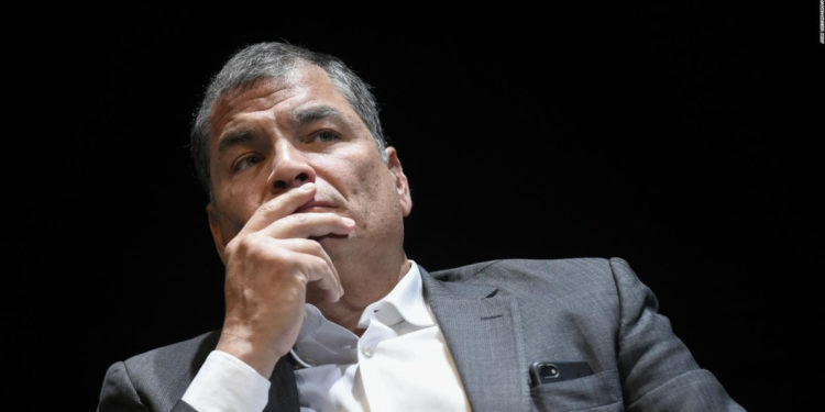 Tribunal de Ecuador ratifica orden de prisión preventiva contra Rafael Correa