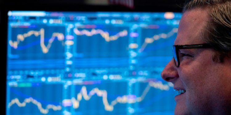 Stocks Climb on U.S.-China Trade Deal Hopes