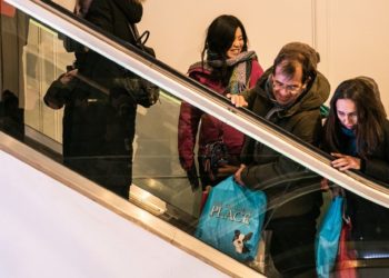 The Generational Divide in Holiday Shopping