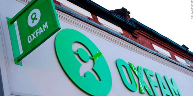 22 hombres poseen más riqueza que los 326 millones de mujeres de África, según Oxfam