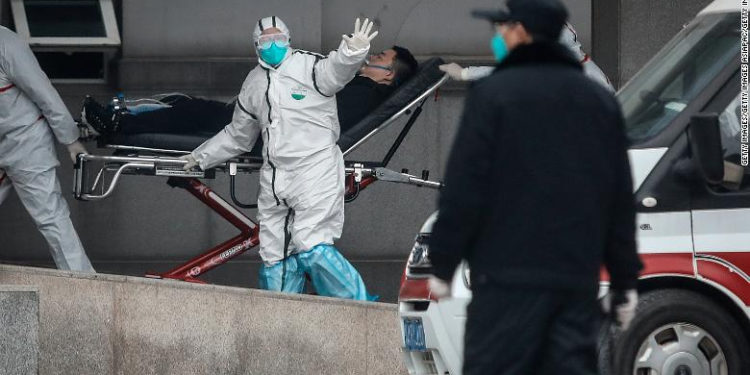 4 muertos y casi 300 infectados por el coronavirus de Wuhan