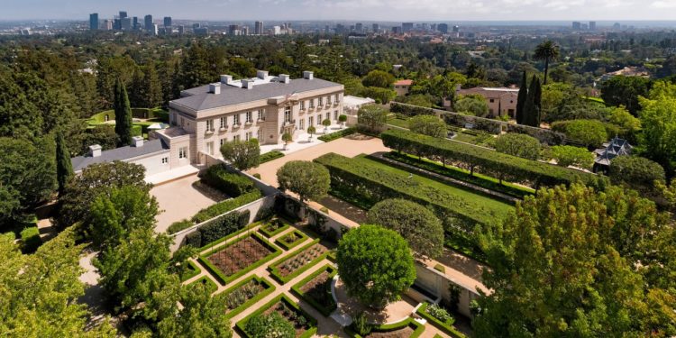 BOOM: Record Number of Homes Closed for $100