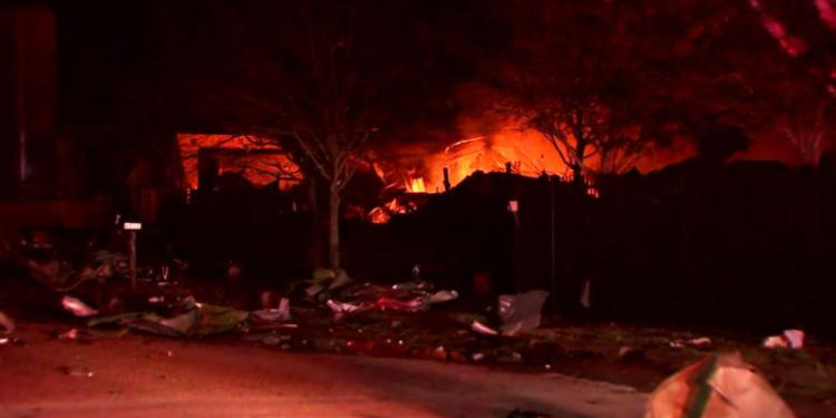 Una explosión sacude el noroeste de Houston