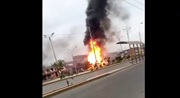 Sube a 13 la cifra de personas muertas tras el incendio de un camión cisterna con combustible