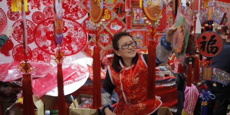 China’s Economic Growth Slows to 6.1% as Trade