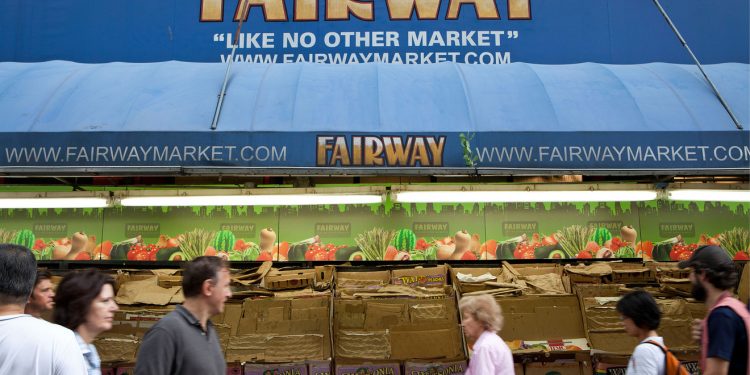 The Wall Street Journal: Fairway files for bankruptcy,
