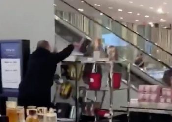 Chilling video showing a man smashing glass displays in a Bloomingdale’s store highlights a disturbing reality facing retail workers every day