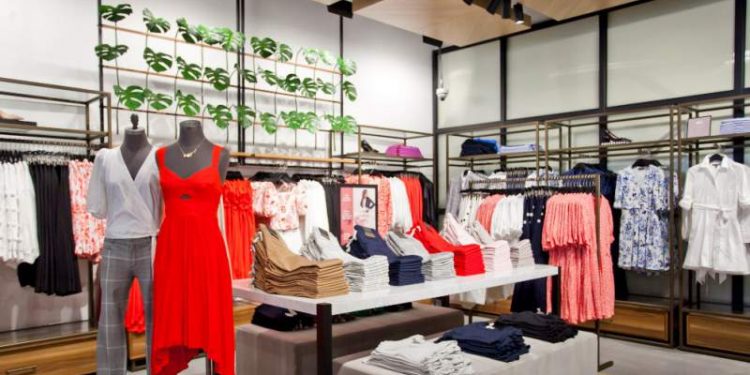 Banana Republic llega para conquistar Centroamérica