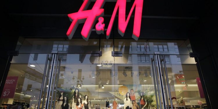 H&M propone cancelar reparto de dividendo debido a masivo cierre de tiendas