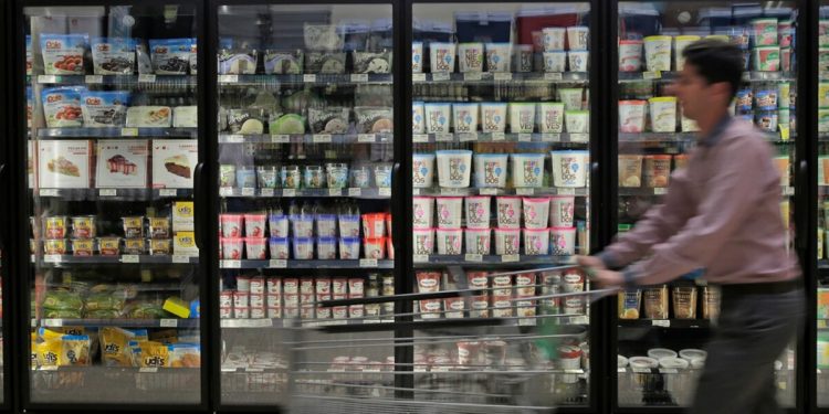 Nuevo coronavirus en Costa Rica: Actualización de normas para establecimientos incluyó cines, supermercados, gimnasios y centros comerciales