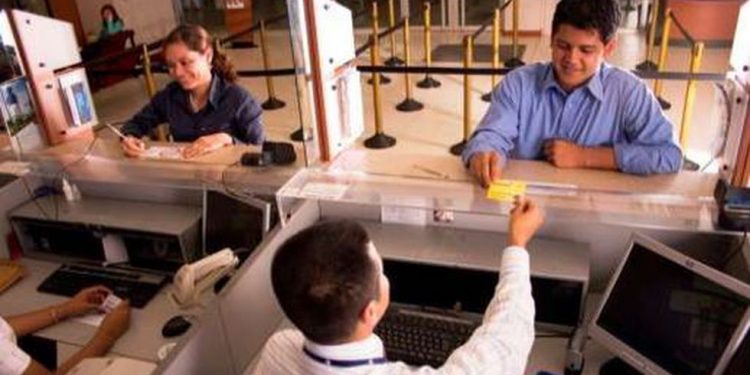 Bancos congelarán deudas por dos meses sin intereses adicionales