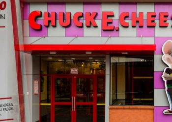 Visual Merchandising: Chuck E.Cheese’s alista su ingreso al Mall Aventura Santa Anita