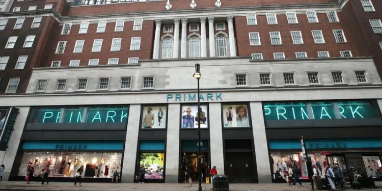 Primark pagará el salario de los trabajadores de fábricas tras cancelar los pedidos