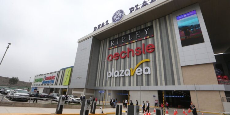 Real Plaza fue escogido como uno de los “Mejores Lugares para Trabajar para los Millennials»