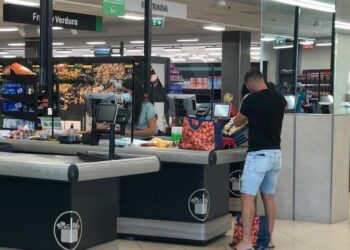 Los supermercados seducen a los inversores
