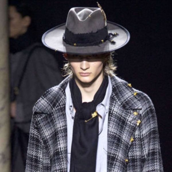 Rochas suprime su línea de ropa masculina | Latinoamérica Retail