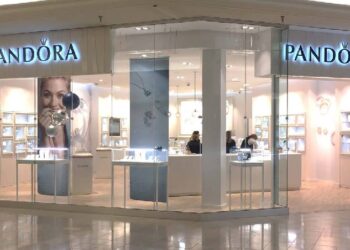 Pandora encoge sus ventas un 38,7% y entra en pérdidas en el segundo trimestre