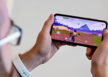 Apple just kicked Fortnite off the App Store