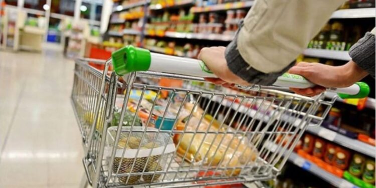 La tensión cambiaria podría complicar la reactivación del consumo