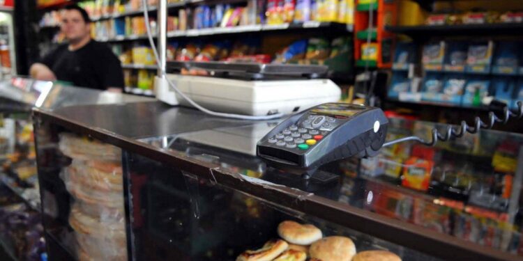 Argentina: Almaceneros  protestan por aumento «abusivo» de la mercadería
