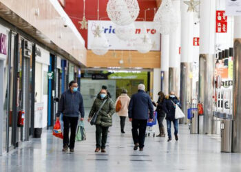 Nomina de centros comerciales en Castilla sigue suspendida por Covid-19