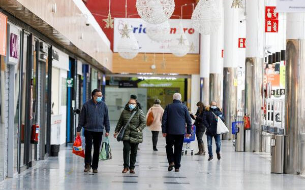 Nomina de centros comerciales en Castilla sigue suspendida por Covid-19