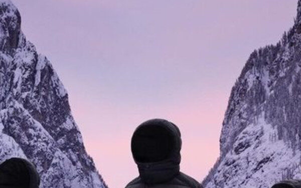 Moncler avanza gracias a las ventas en Asia