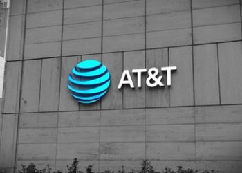 AT&T negocia vender DirecTV por 15.000 millones de dólares