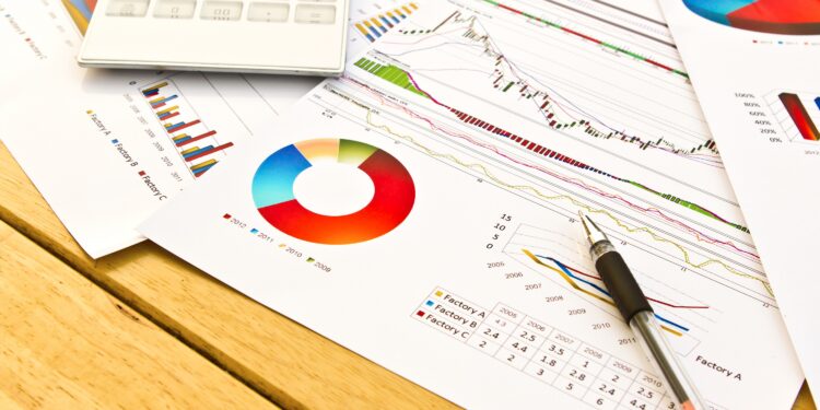 Mercado global de envases de vidrio al por menor 2021:  Tendencias y pronóstico para 2026