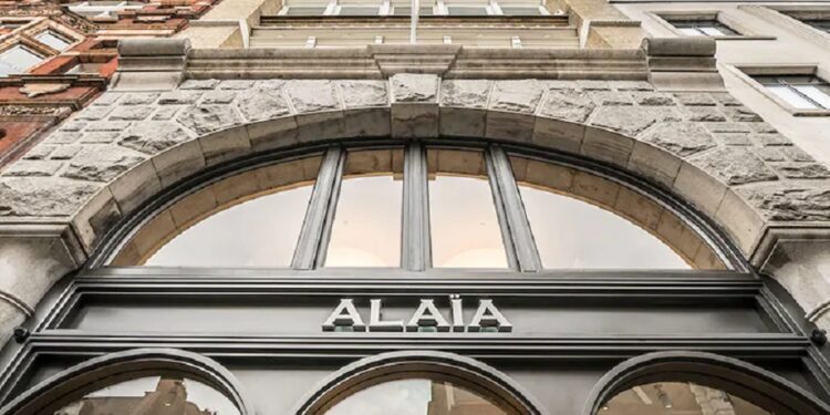 Richemont adquiere Alaïa y pone en su dirección creativa a un diseñador
