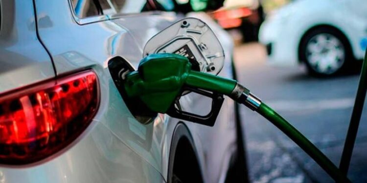 Visual Merchandising: Avizoran inminente suba de combustible: impactará en precio del pasaje – Hoy