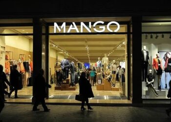 Mango cierra operaciones en Rusia y centra sus esfuerzos en Ucrania