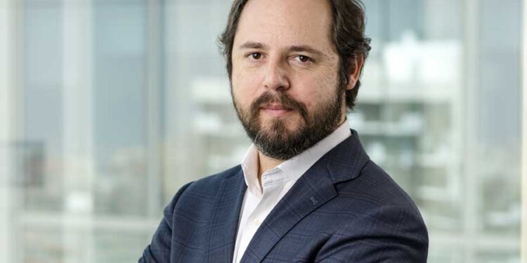 Nicolás Deino: La oportunidad sustentable de la Banca