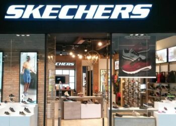 Skechers crece a doble dígito un 36,7% y duplica su beneficio en 2021