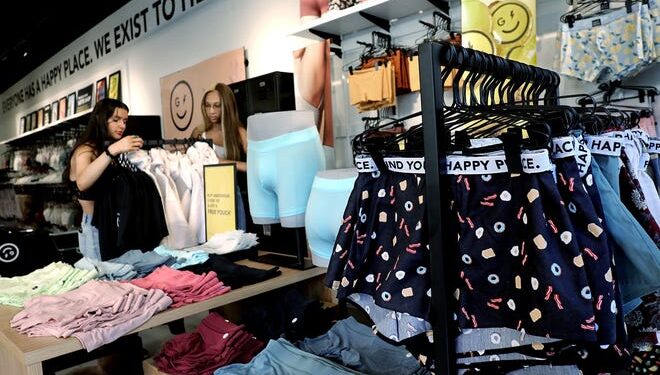 Internacionales: Abercrombie&Fitch relanza tiendas físicas de Gilly Hicks y con una oferta más inclusiva