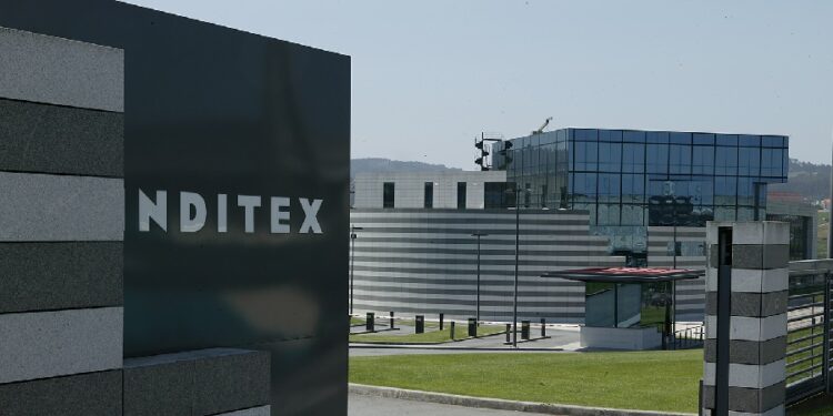 Inditex cae en bolsa por su alta exposición en Rusia y Ucrania