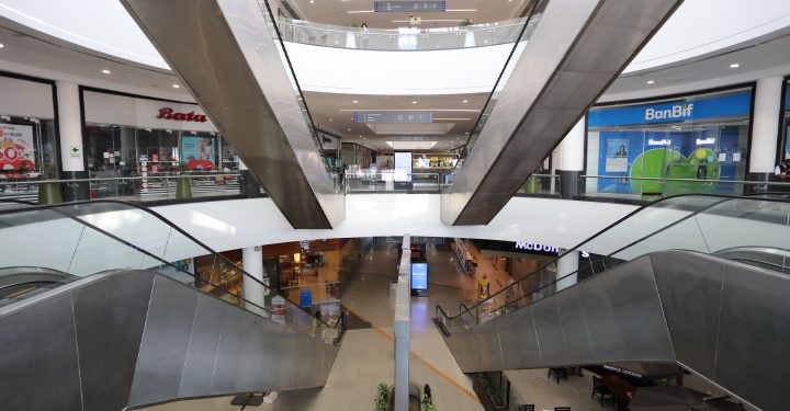 Open Plaza Angamos