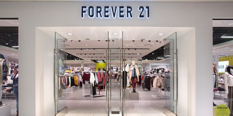 Forever 21 retoma su expansión en Estados Unidos con 14 aperturas