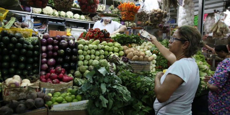 Abril arranca con alza de hasta 130% en precios de productos agropecuario en Lima